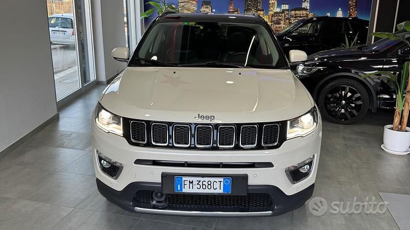 Usata Jeep Compass Opening Edition 140 CV (102 kW) 2017 Bianco SUV