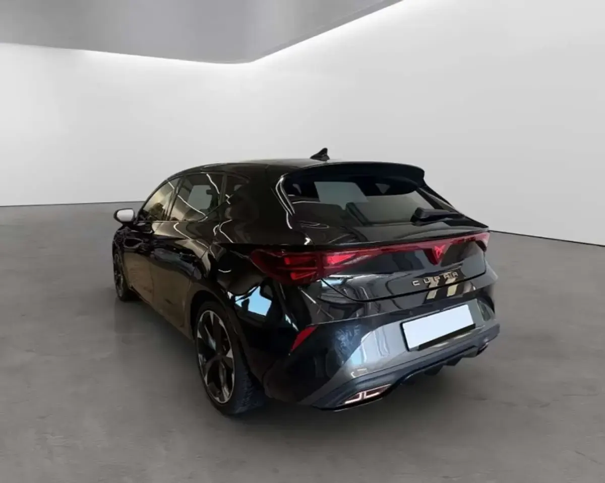 Usata Cupra Leon 204 CV (150 kW) 2025 Nero Monovolume