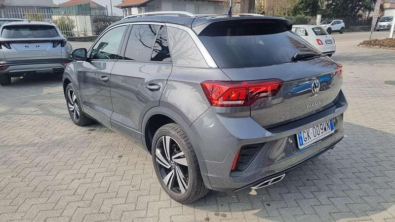 Usata VW T-Roc R-line 116 CV (85 kW) 2022 Grigio SUV