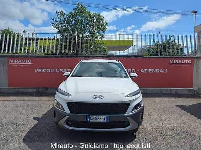 Usata Hyundai Kona 105 CV (77 kW) 2021 Bianco SUV