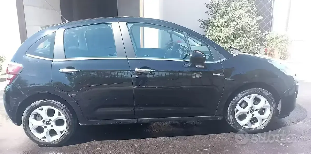 Usata Citroën C3 Exclusive 68 CV (50 kW) 2015 Nero Utilitaria