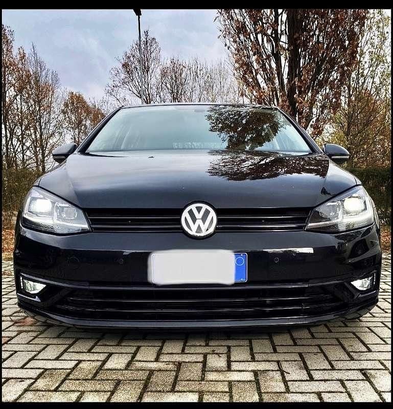 Usata VW Golf VII Highline 116 CV (85 kW) 2017 Berlina