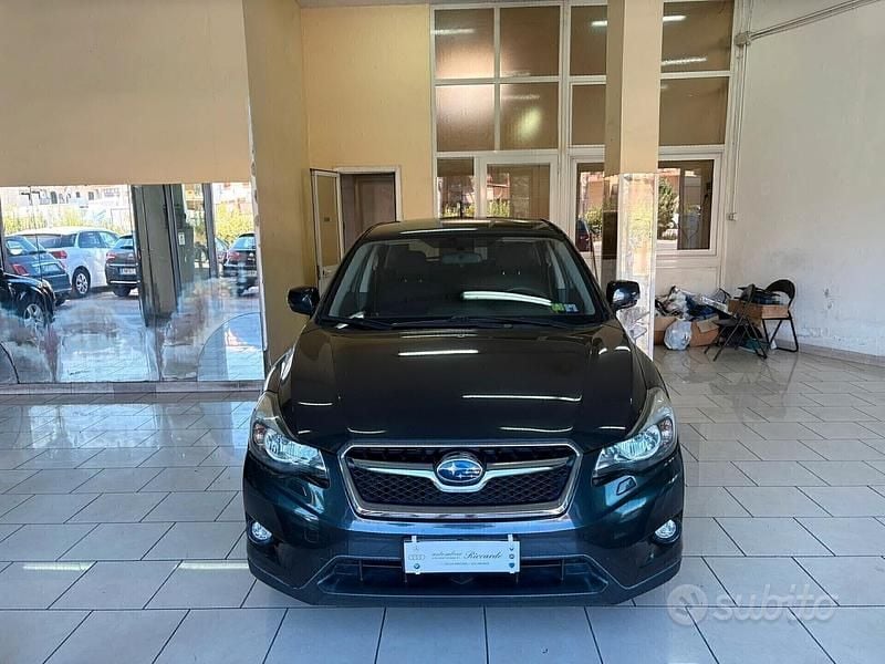 Grigio Usata 2014 Subaru XV SUV | 5650 € (Super prezzo) - Immagine 1/4