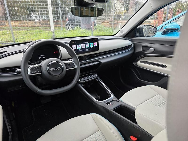 Usata Fiat 600 La Prima 101 CV (74 kW) 2025 Nero SUV