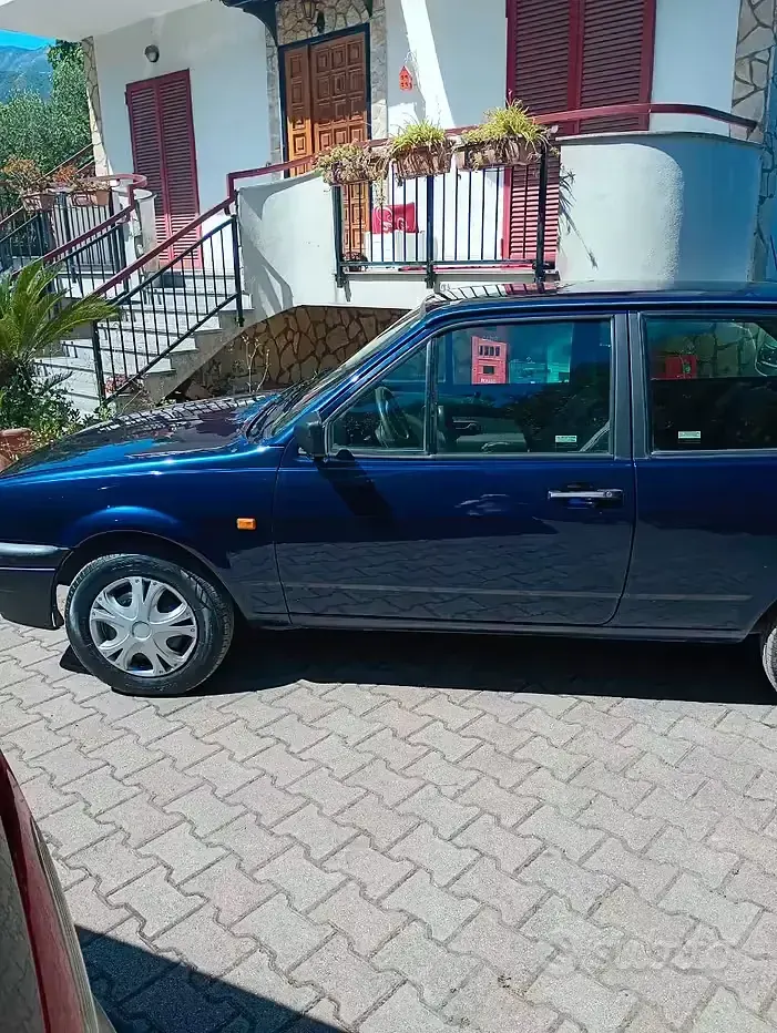 Usata VW Polo 50 CV (36 kW) 2025 Blu Utilitaria