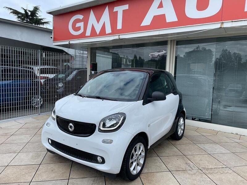 Usata Smart ForTwo Coupé Passion 90 CV (66 kW) 2018 Bianco Utilitaria