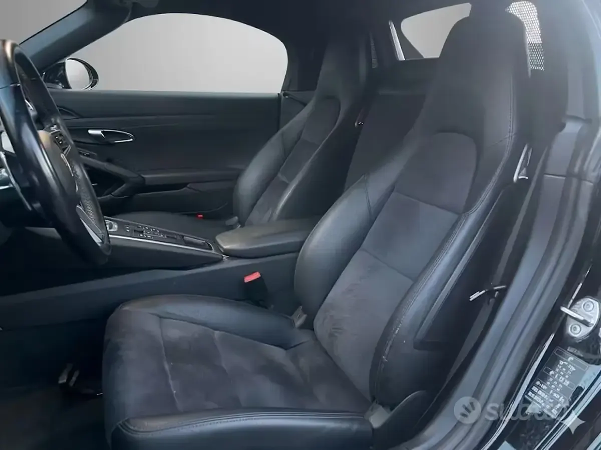 Usata Porsche 718 Boxster 299 CV (219 kW) 2019 Nero Cabrio