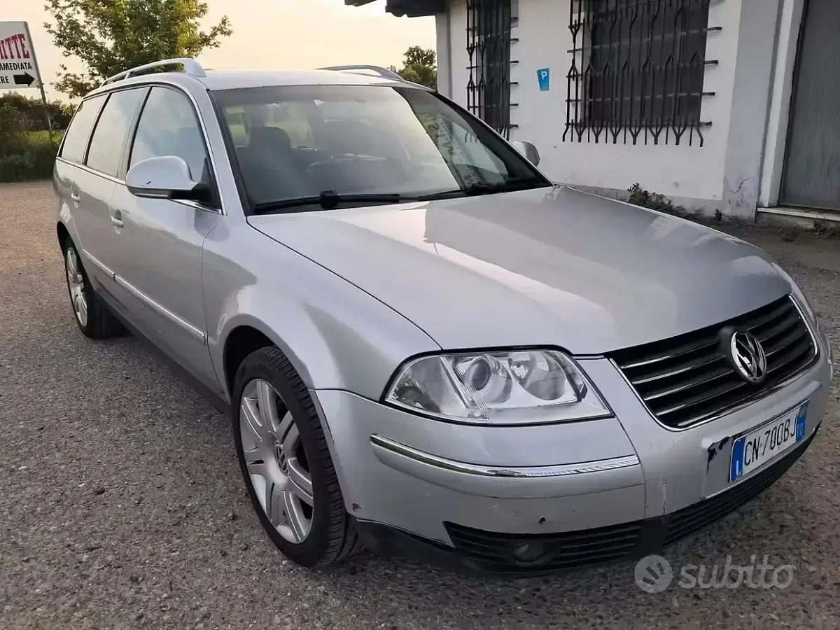 Usata VW Passat 130 CV (95 kW) 2004 Grigio Station wagon