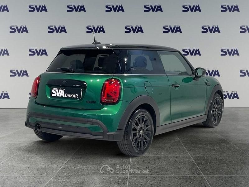 Usata Mini Cooper Clubman Essential 136 CV (100 kW) 2023 Verde Station wagon