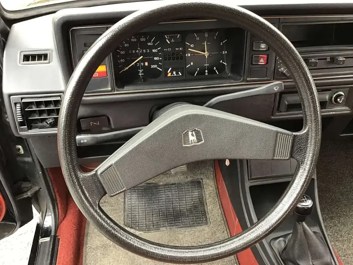Usata VW Golf I 50 CV (36 kW) 1981 Nero Utilitaria