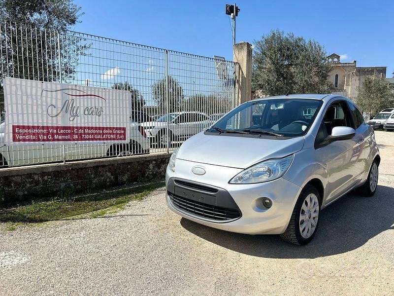 Grigio Usata 2010 Ford Ka Due volumi | 4500 € (Buon prezzo) - Immagine 1/4