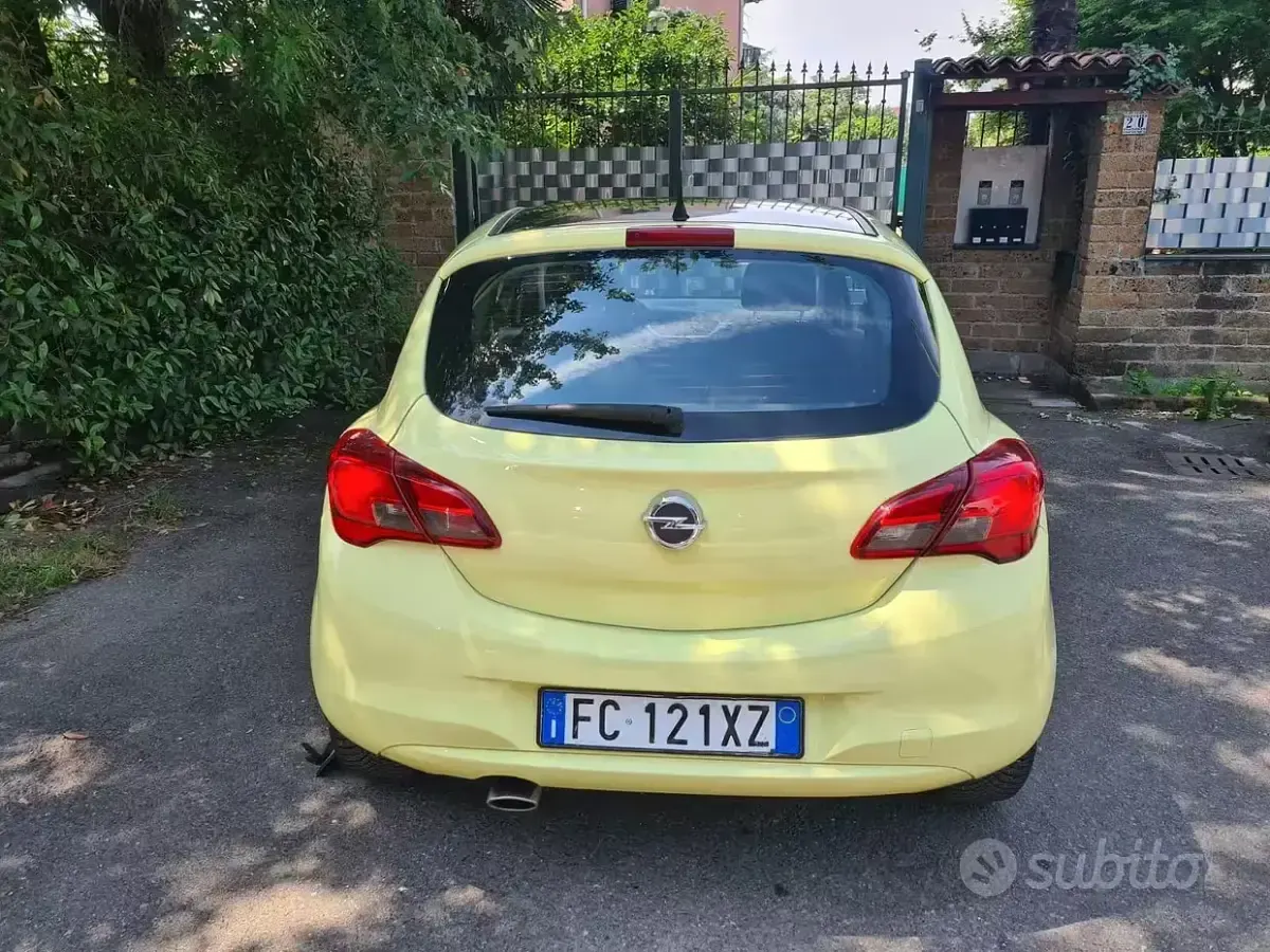 Usata Opel Corsa 90 CV (66 kW) 2016 Giallo Utilitaria