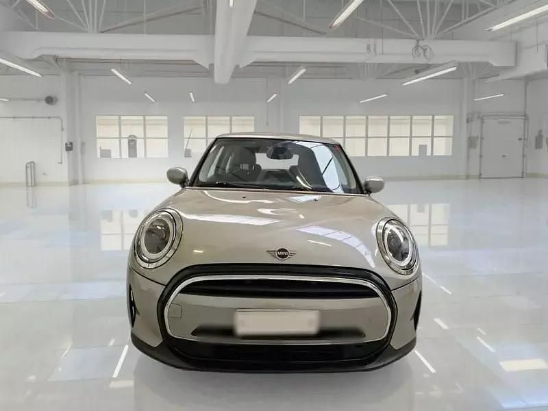 Usata Mini Cooper Essential 136 CV (100 kW) 2023 Grigio Utilitaria