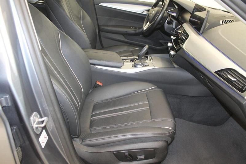 Usata BMW 518 Luxury Line 150 CV (110 kW) 2022 Arancione Station wagon