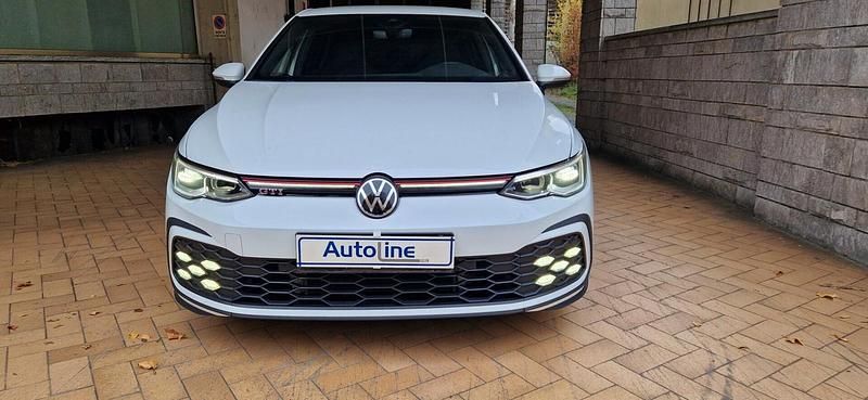 Bianco Usata 2021 VW Golf VIII GTI Tre volumi | 32.500 € (Buon prezzo) - Immagine 1/4