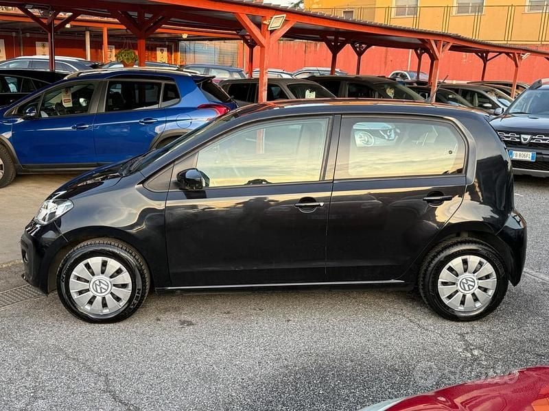 Usata VW up! Highline 75 CV (55 kW) 2017 Nero Utilitaria