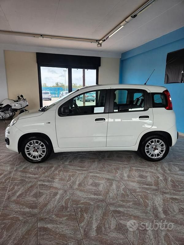 Usata Fiat Panda Easy 69 CV (50 kW) 2019 Bianco Utilitaria