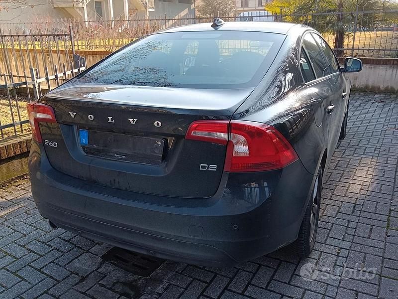 Usata Volvo S60 2017 Nero Berlina