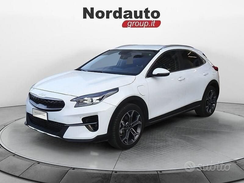 Usata Kia XCeed 141 CV (103 kW) 2022 Bianco SUV