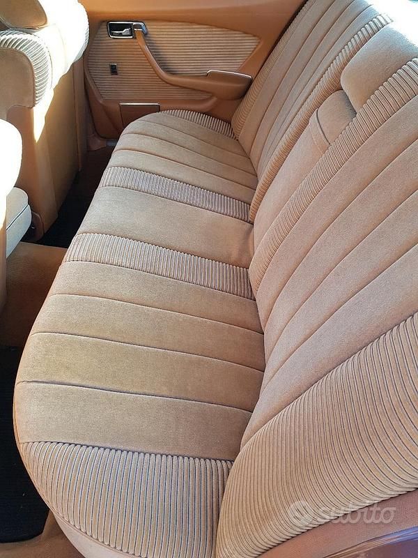 Usata Mercedes 280 1970 Marrone Berlina