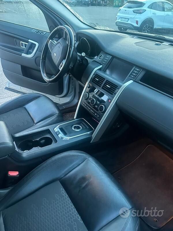 Usata Land Rover Discovery 4 136 CV (100 kW) 2016 Bianco SUV
