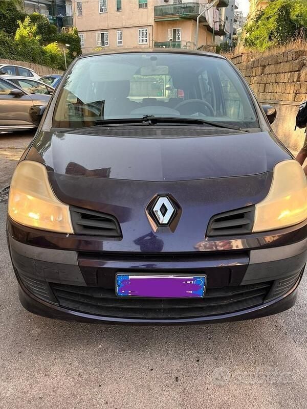 Usata 2009 Renault Modus Monovolume | 1300 € (Super prezzo) - Immagine 1/4