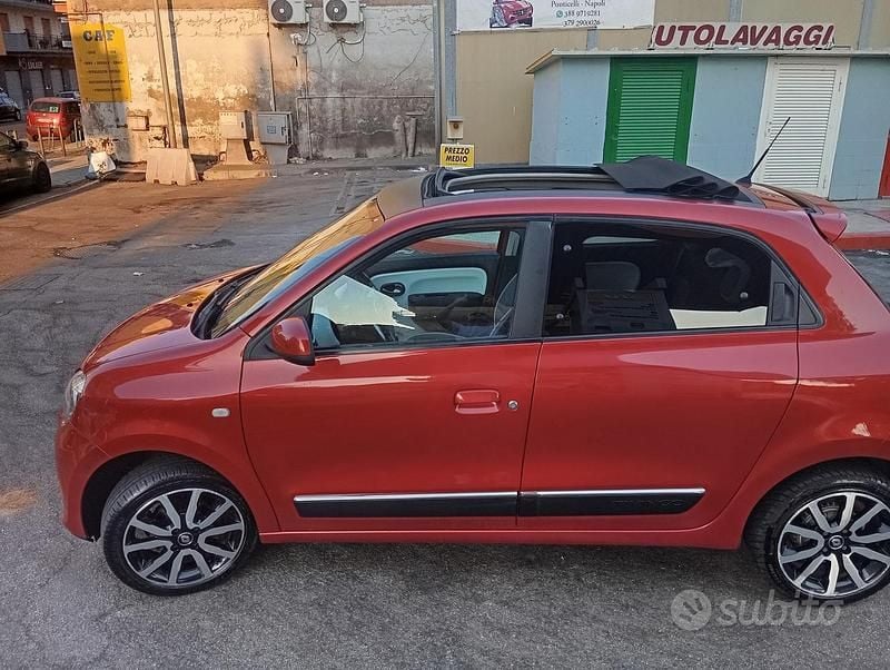 Usata Renault Twingo 69 CV (50 kW) 2017 Utilitaria