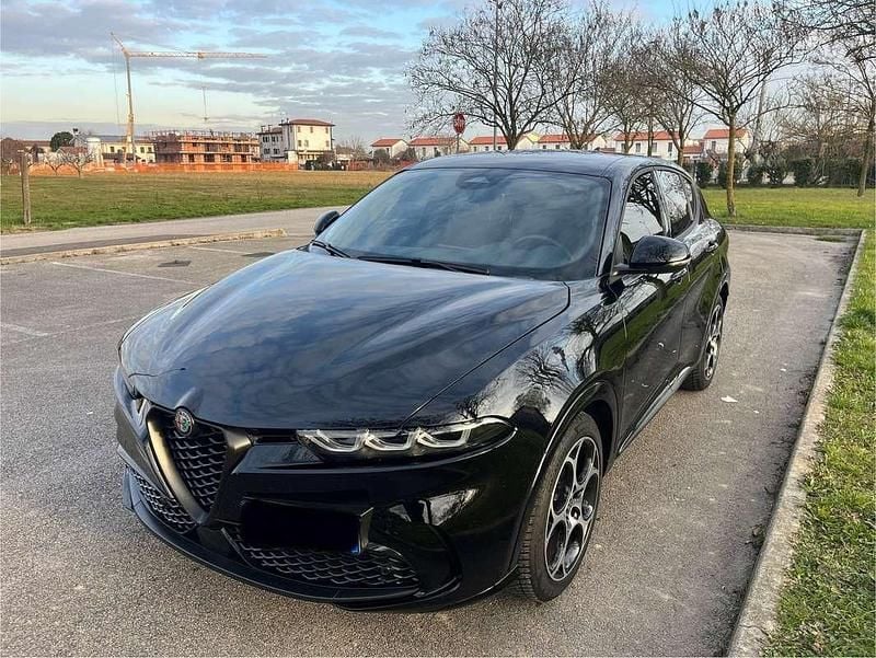 Usata 2024 Alfa Romeo Tonale SUV | 24.800 € (Super prezzo) - Immagine 1/4