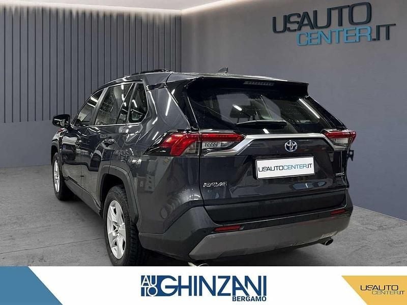 Usata Toyota RAV4 Active 218 CV (160 kW) 2019 Grigio SUV