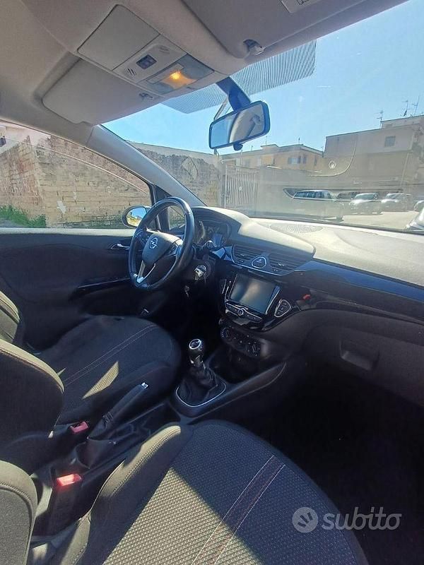 Usado Opel Corsa 90 CV (66 kW) 2018 Utilitario