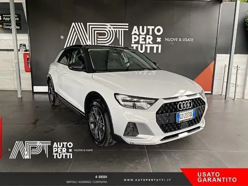 Usata Audi A1 Design 150 CV (110 kW) 2021 Bianco SUV