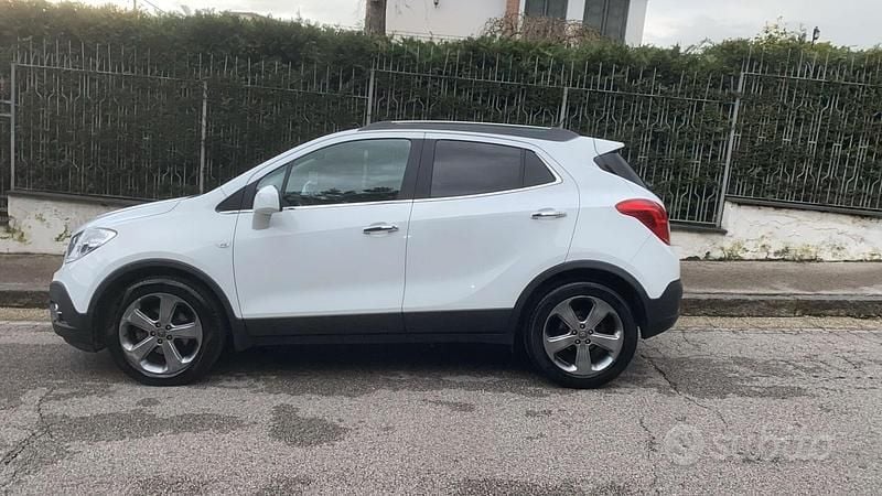 Usata Opel Mokka Cosmo 130 CV (95 kW) 2014 Bianco SUV