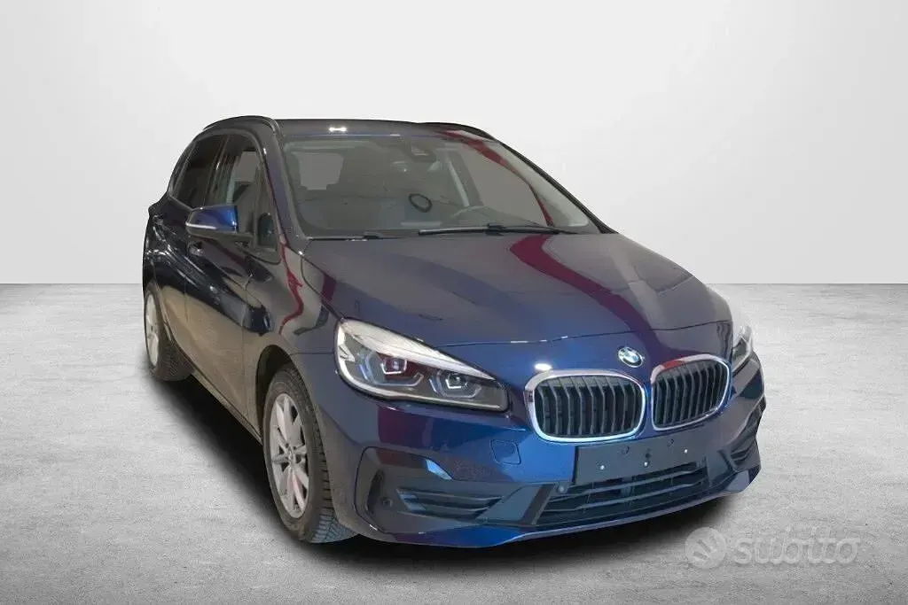 Usata BMW 216 Active Tourer Advantage 116 CV (85 kW) 2021 Blu/azzurro Monovolume