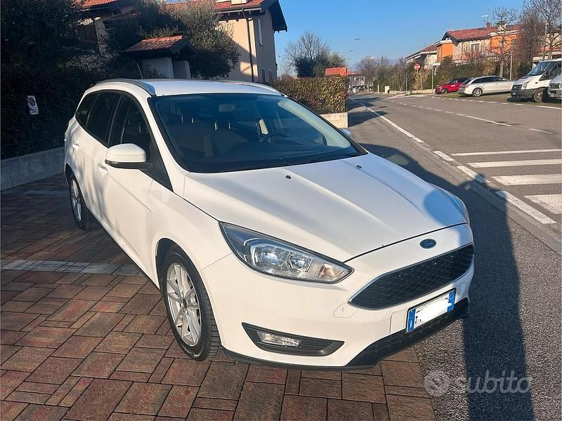 Usata Ford Focus Business Edition 120 CV (88 kW) 2018 Bianco Station wagon