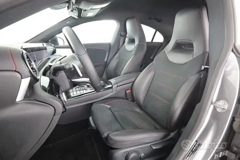 Usata Mercedes CLA180 Premium 116 CV (85 kW) 2020 Grigio Coupé