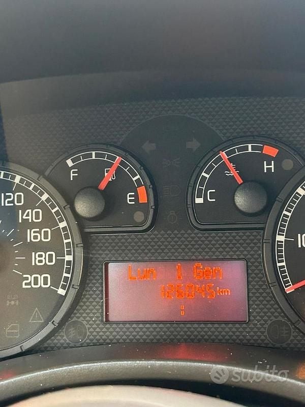 Usata Fiat Panda Dynamic 60 CV (44 kW) 2009 Rosso Utilitaria