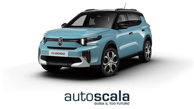 Blu/azzurro metallizzato Usata 2024 Citroën C3 Aircross SUV | 25.640 € - Immagine 1/4