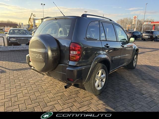 Usata Toyota RAV4 Sol 85 CV (62 kW) 2005 Grigio SUV