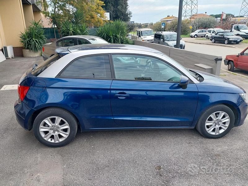 Usata Audi A1 Ambition 90 CV (66 kW) 2014 Blu Utilitaria