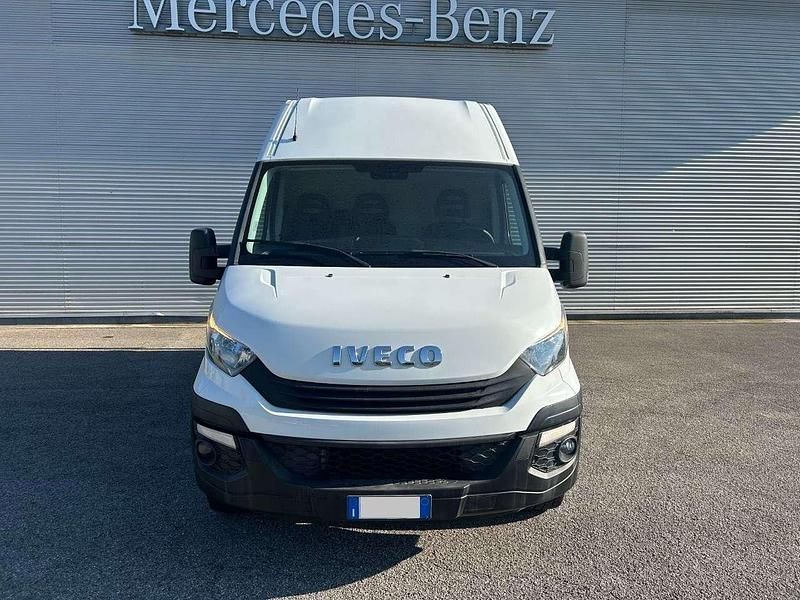 Usata Iveco Daily 156 CV (114 kW) 2017 Bianco Furgone