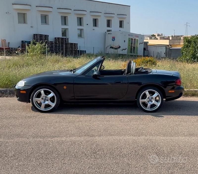 Usata Mazda MX5 2002 Nero Cabrio