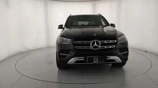 Usata Mercedes GLE300 Advanced Plus 269 CV (197 kW) 2025 Verde SUV