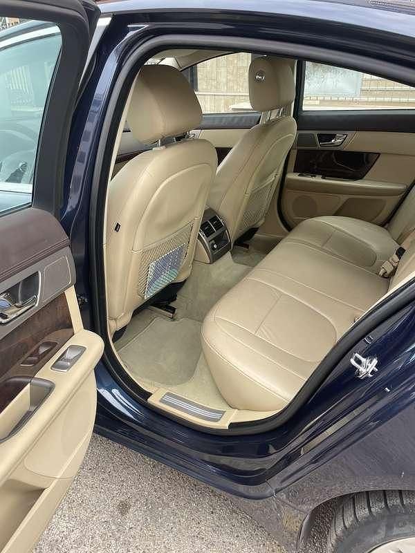 Usata Jaguar XF Premium Luxury 275 CV (202 kW) 2011 Berlina