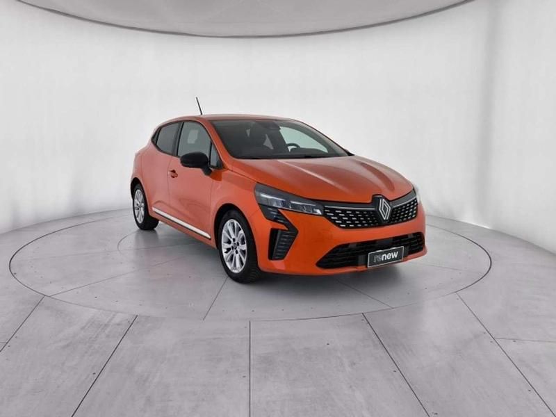 Usata Renault Clio V Evolution 67 CV (49 kW) 2024 Orange valencia Berlina