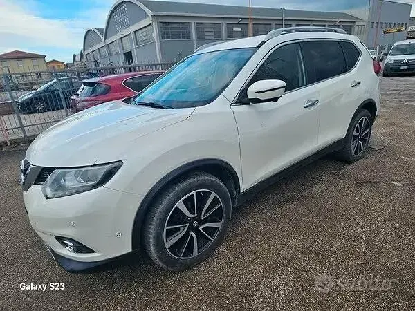 Usata Nissan X-Trail 131 CV (96 kW) 2016 Bianco SUV