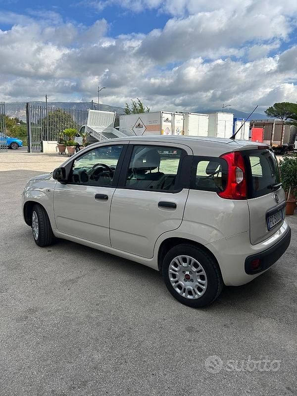 Usata Fiat Panda 95 CV (69 kW) 2016 Utilitaria