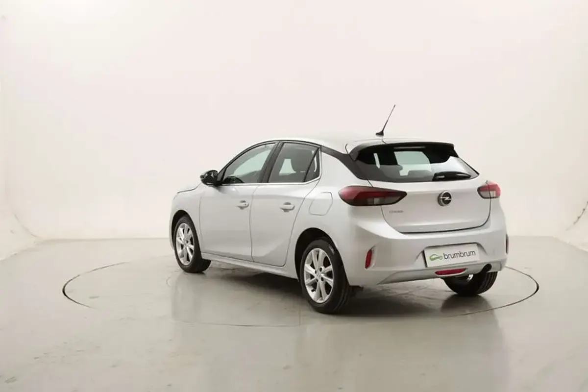 Usata Opel Corsa 101 CV (74 kW) 2023 Argento Utilitaria