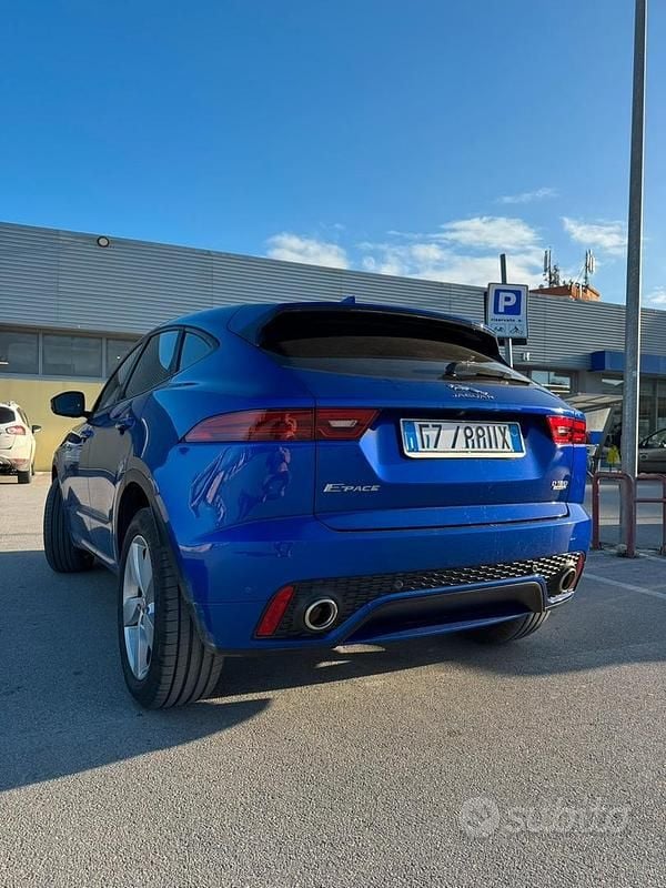 Usata Jaguar E-Pace R-Dynamic 180 CV (132 kW) 2018 Blu SUV