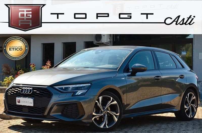 Grigio Usata 2022 Audi A3 Sportback S-Line Due volumi | 22.500 € (Super prezzo) - Immagine 1/4