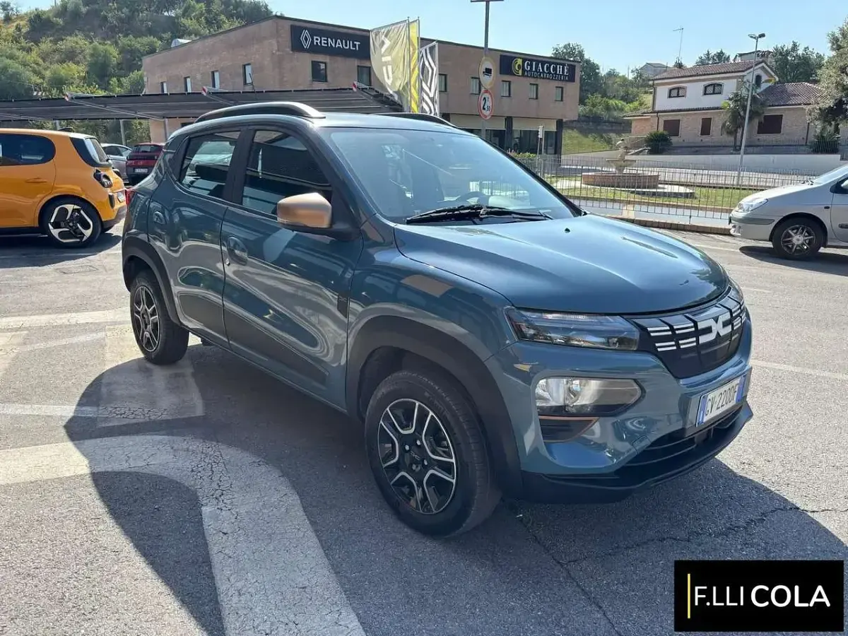 Usata Dacia Spring Extreme 47 kW (65 CV) 2024 Blu/azzurro Utilitaria